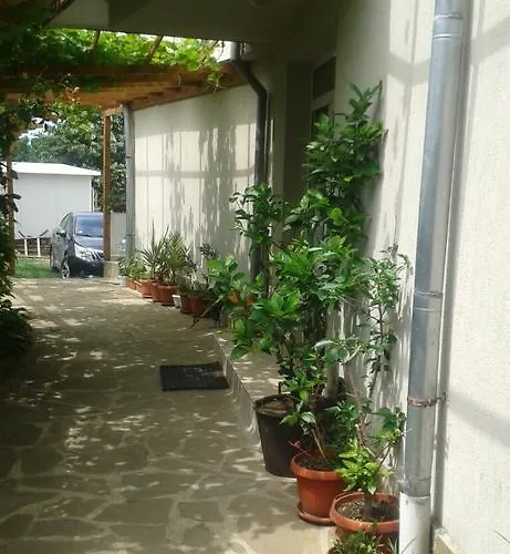 Prestige Πανσιόν Sinemoretz